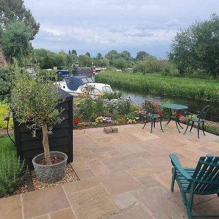 Stoke Ferry River Cottage מראה חיצוני תמונה